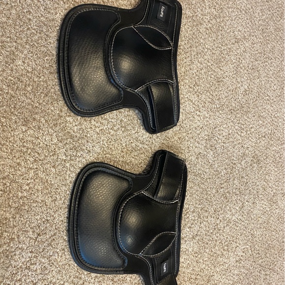 Equifit hind boots size large, young horse edition with extended liner - Picture 2 of 2